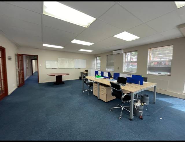 103.50M² OFFICE TO LET IN RIVONIA